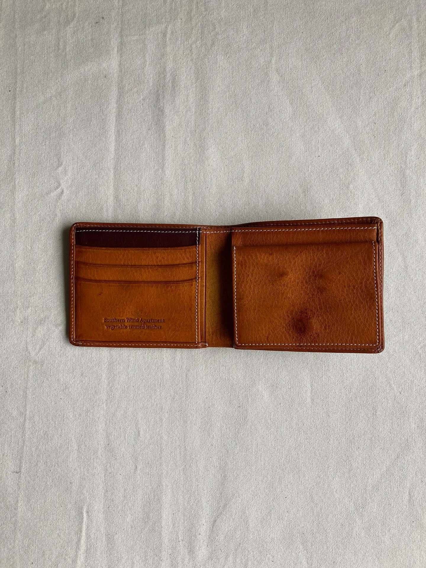 イタリアンタンナー、テンペスティー社のエルバマットを使用しま...