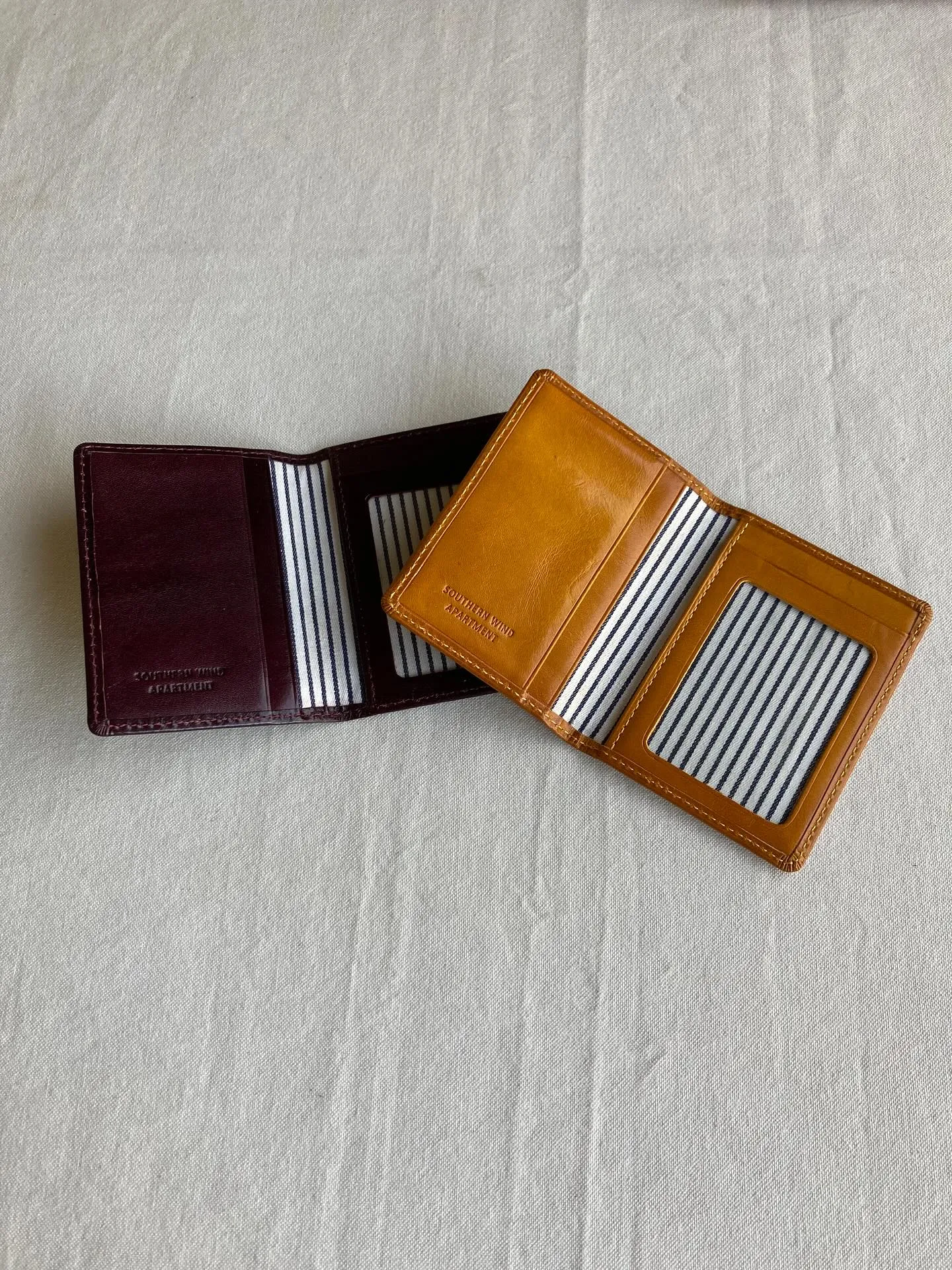 イタリアンタンナー、グレノーブル社のタンポナートという革を使...