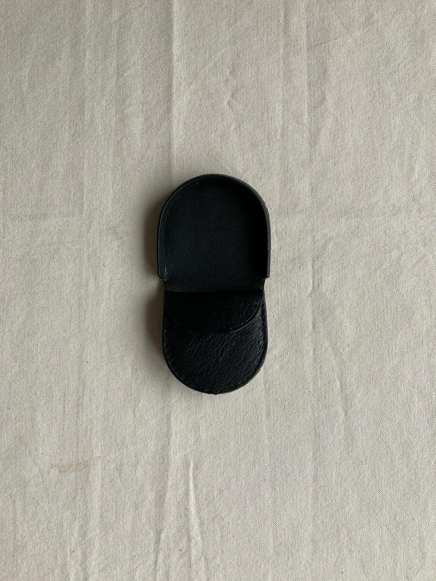 都内墨田区で手間ひまをじっくりとかけて天然タンニン素材を使っ...