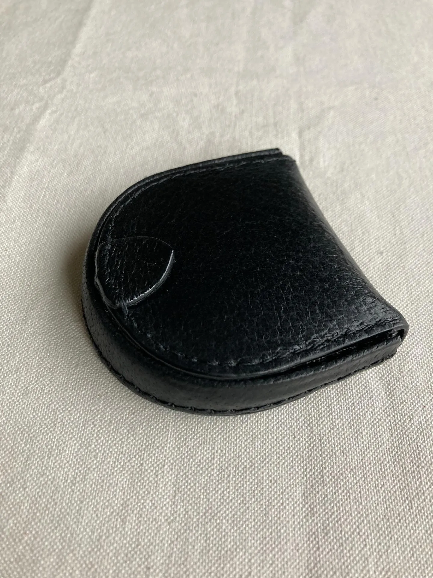 都内墨田区で手間ひまをじっくりとかけて天然タンニン素材を使っ...